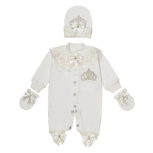 Load image into Gallery viewer, " INFANTA " CHARMING IVORY SPARKLING SET. HAND-MADE.