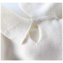 Load image into Gallery viewer, RED & IVORY KNITTED BODYVEST.