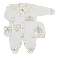 Load image into Gallery viewer, " INFANTA " CHARMING IVORY SPARKLING SET. HAND-MADE.
