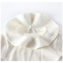 Load image into Gallery viewer, GREY &amp; IVORY KNITTED BODYVEST.
